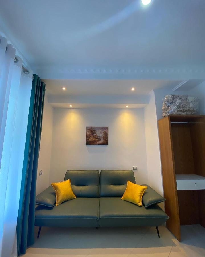 Hotel Kristal בורש מראה חיצוני תמונה