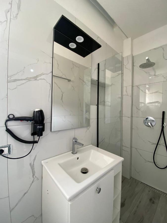 Hotel Kristal בורש מראה חיצוני תמונה