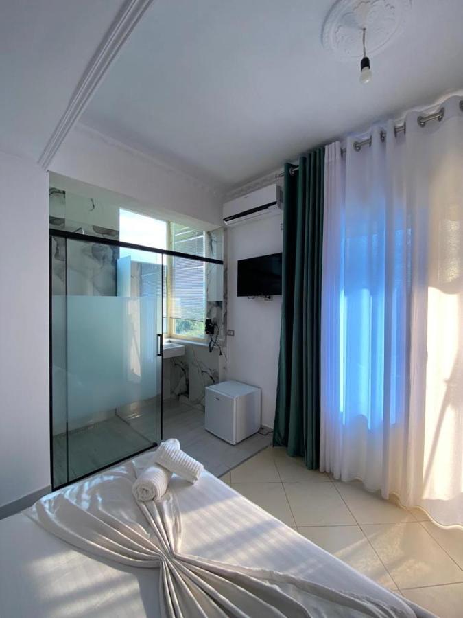 Hotel Kristal בורש מראה חיצוני תמונה