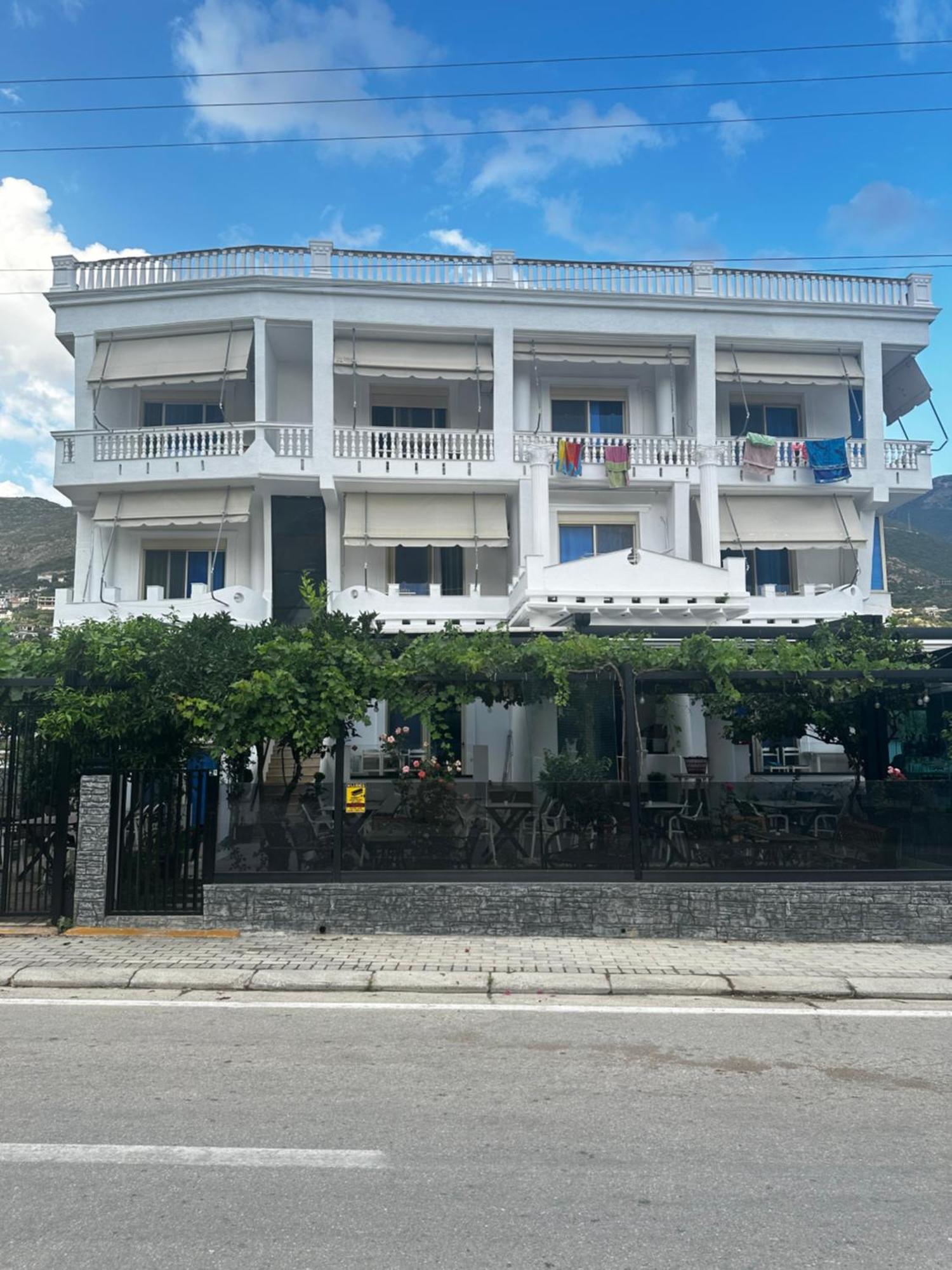 Hotel Kristal בורש מראה חיצוני תמונה